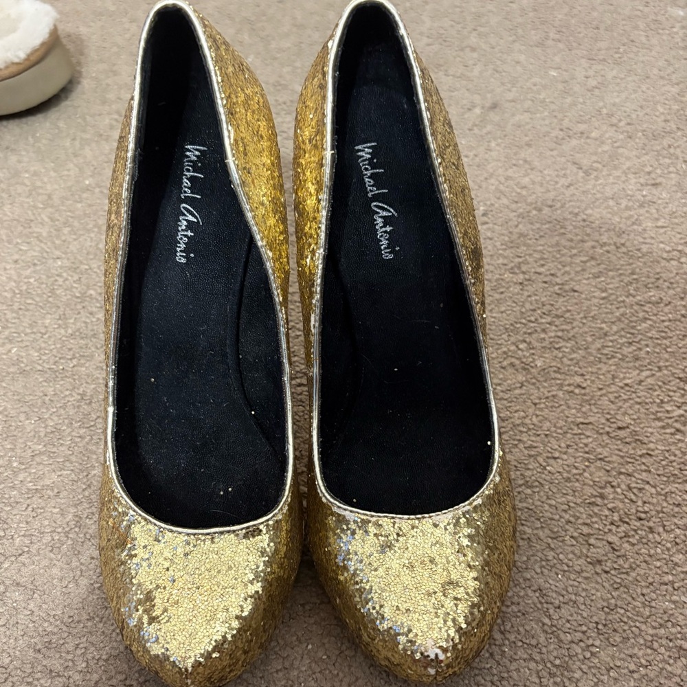 EU Michael Antonio Gold Glitter Heels size 8